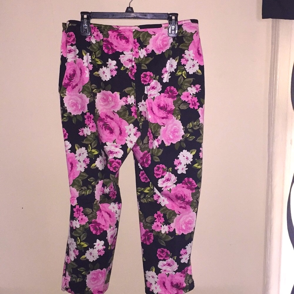 St. John's Bay Pink Floral Ankle Pants - Picture 3 of 8